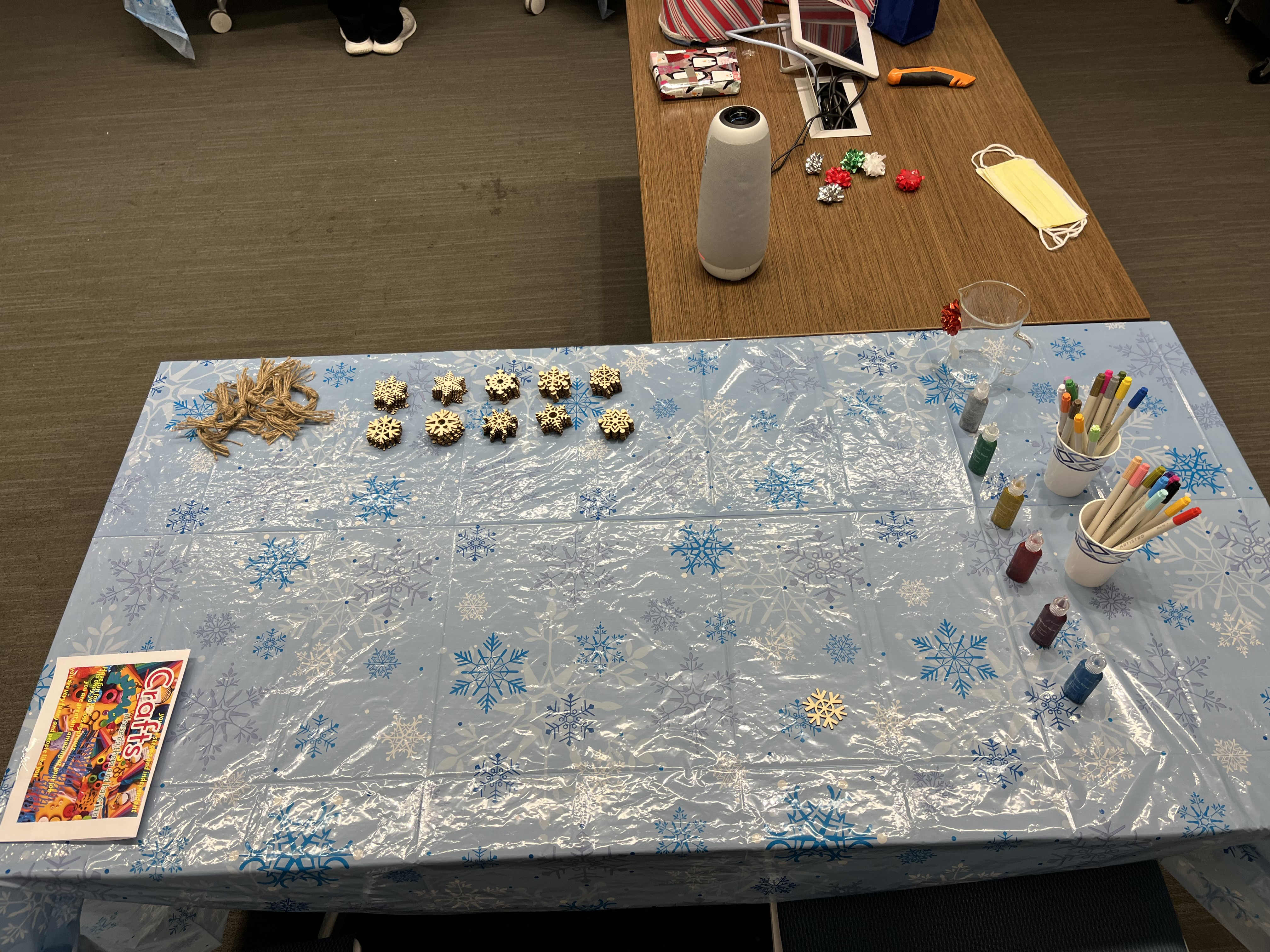 Snowflake decorating station